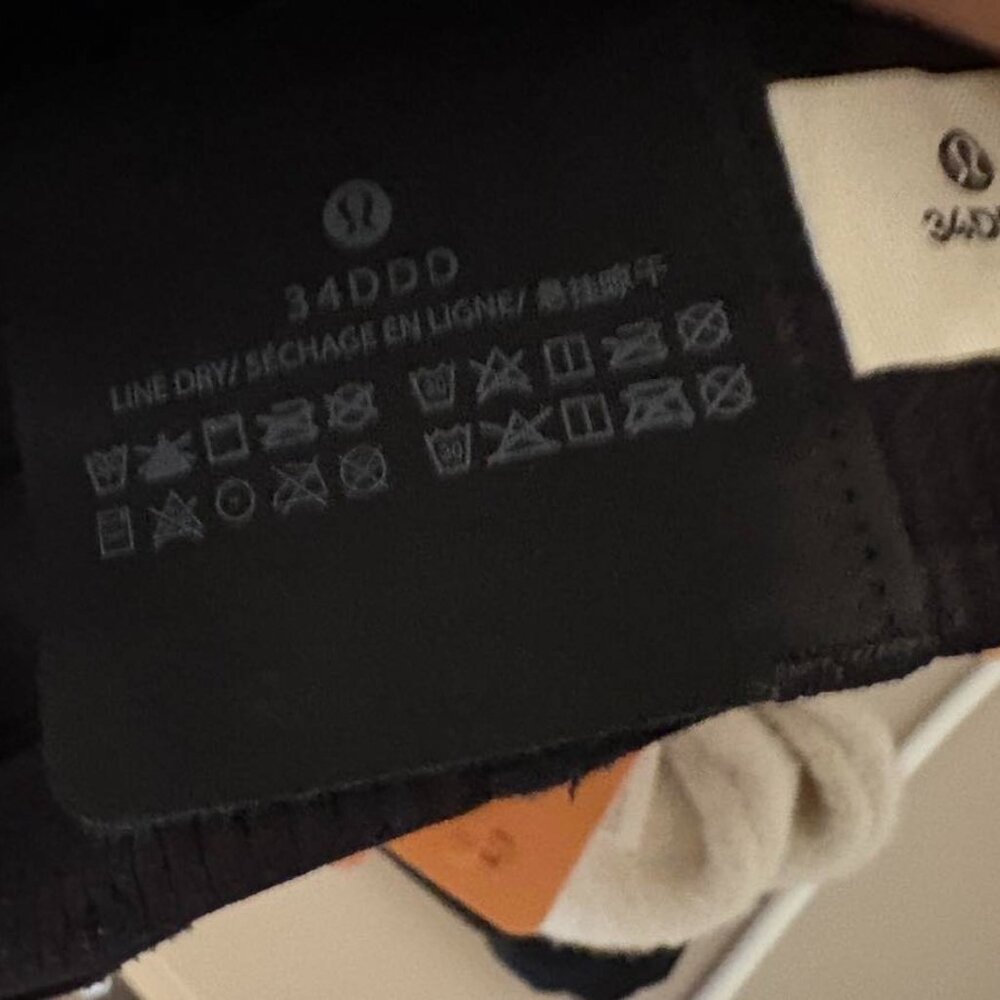2 Lululemon Energy Sports Bras ā Size 34DDD ā Black & Orange ā Gently Worn - Picture 3 of 6